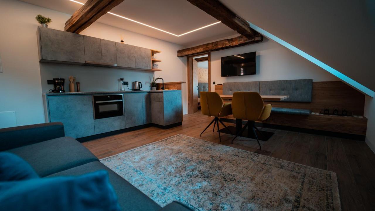 Apartments, Guest House & Historic Chalet Neuhaus San Sigismondo Eksteriør bilde