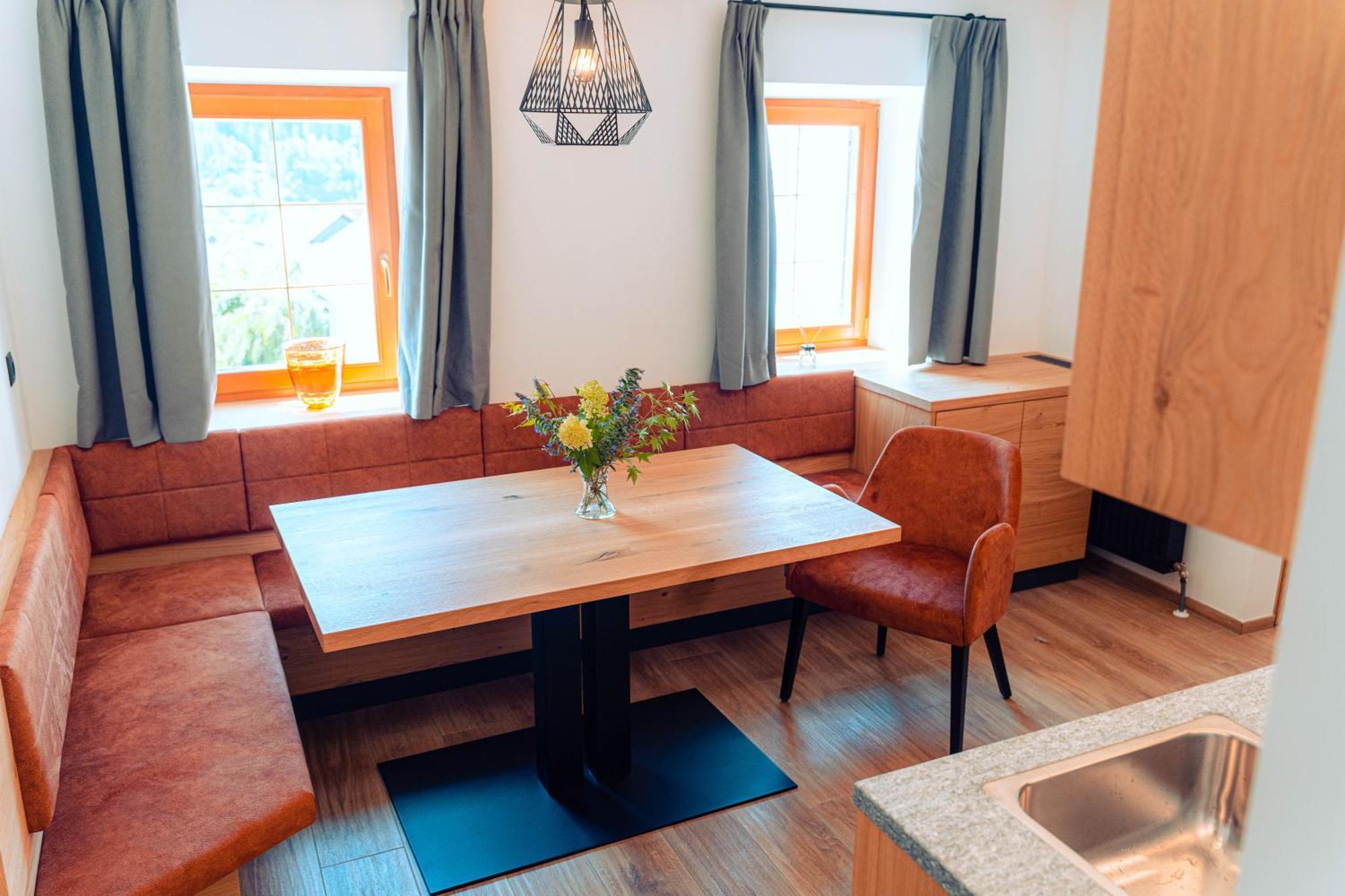 Apartments, Guest House & Historic Chalet Neuhaus San Sigismondo Eksteriør bilde