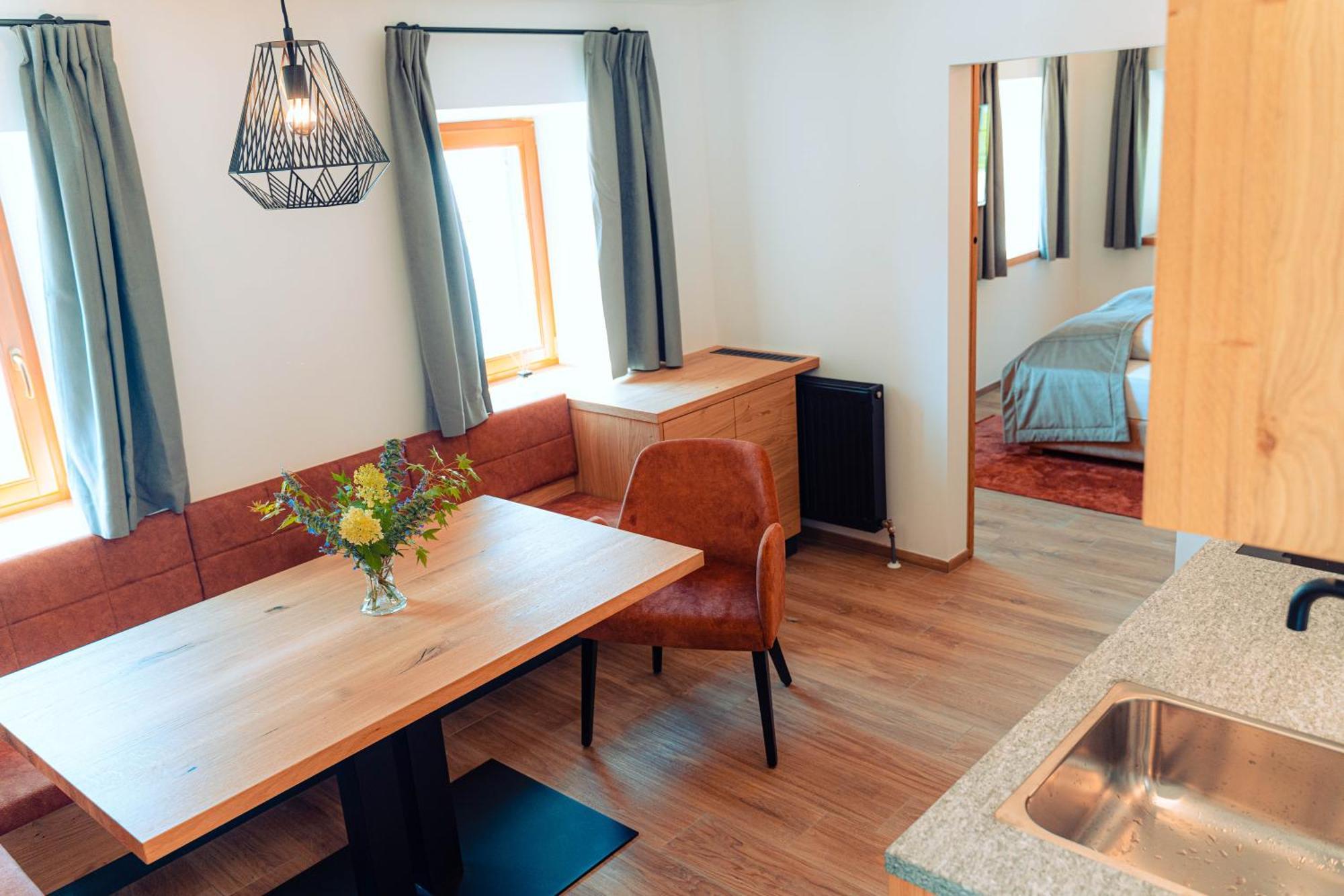 Apartments, Guest House & Historic Chalet Neuhaus San Sigismondo Eksteriør bilde